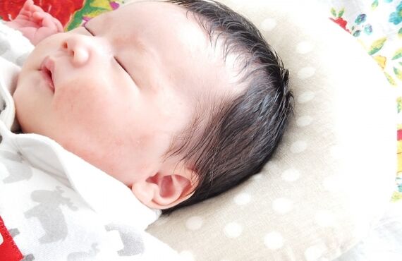 赤ちゃんの頭の形の改善はなごみ整骨院に御相談ください